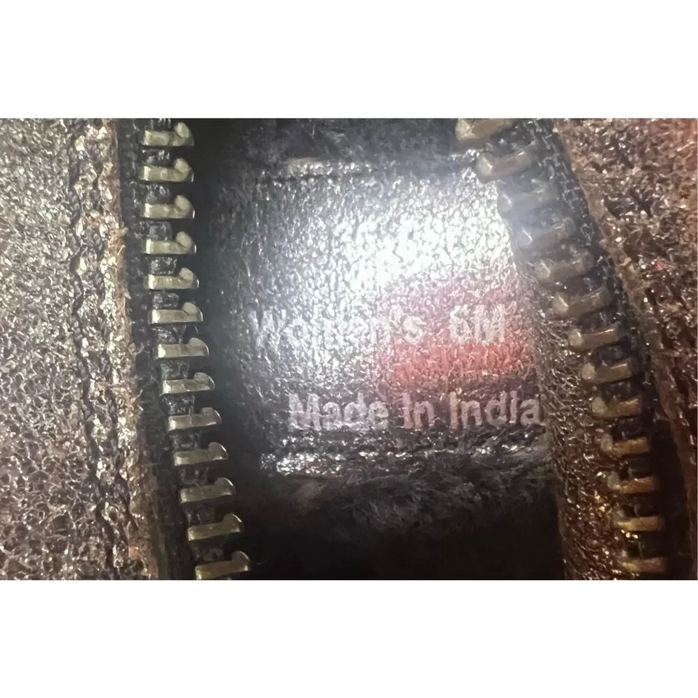 Trask Ariana Shearling Boots in Silver With 1/4 Zip NWT No Box Size 6